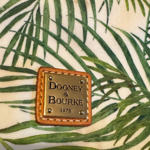 Dooney & Bourke White and Green Leaf Tote - Picture 2 of 7